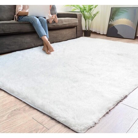 Palacedesigns 4 x 5 ft. White Solid Modern Area Rug - White - 4 x 5 ft. PA3090870